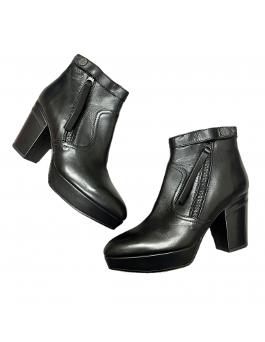 Boots Ankle Heels By Acne Studios In Black, Size: 9.5 2023