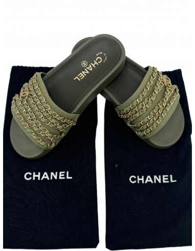 Chanel Tropiconic Luxury Designer Slides / Sandals in Size: 7 (37) en ligne des produits 