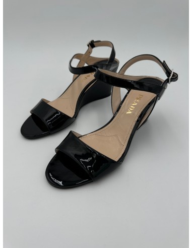 Shoes Heels Wedge By Prada In Black, Size: 8 Voir les baskets