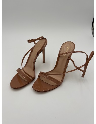 Shoes Luxury Designer By Gianvito Rossi In Tan, Size: 8 chez Cornerstreet bien 